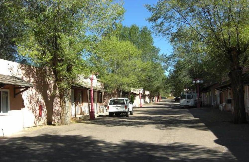 Buffalo Lodge Bicycle Resort photo 10