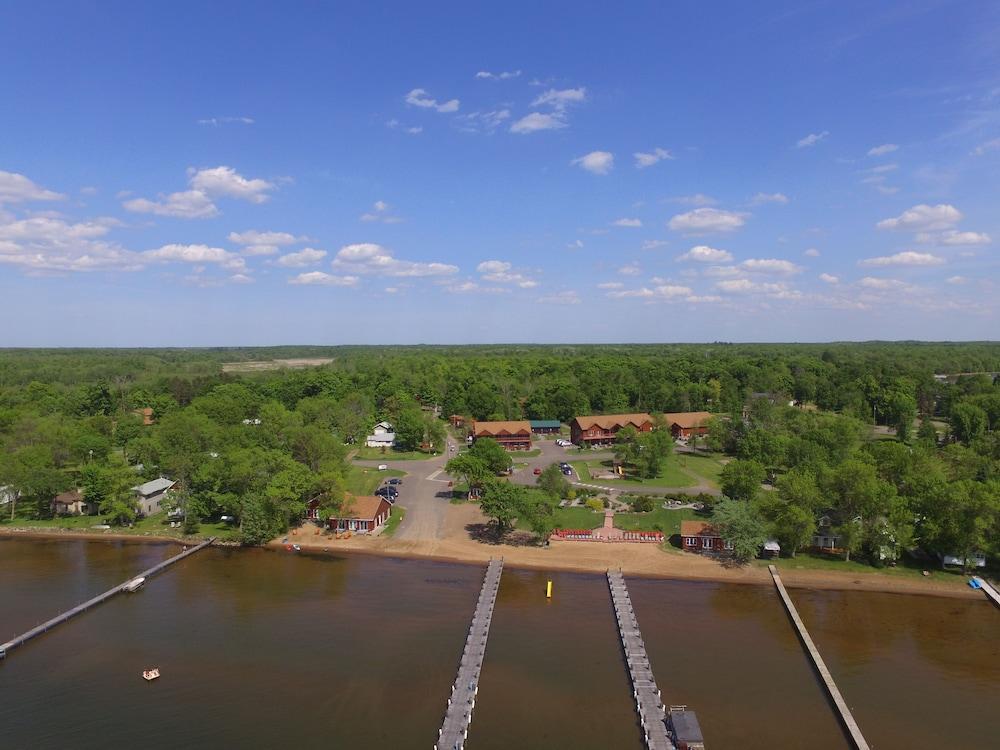 Appeldoorn's Sunset Bay Resort photo 39