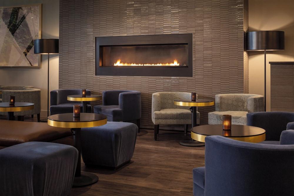 Sheraton Commander Hotel photo 17