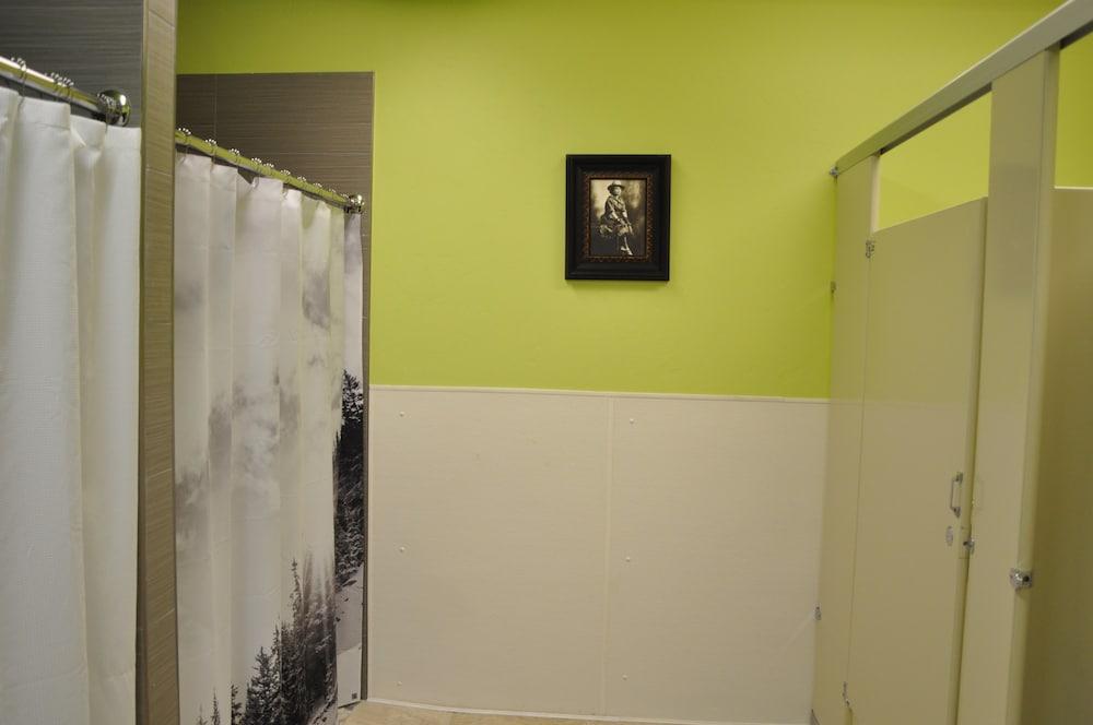 The Bunkhouse - Hostel photo 34