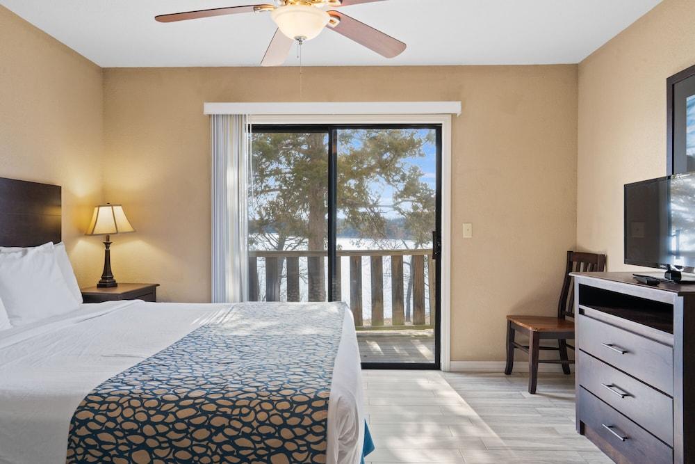 Table Rock Resorts at Kimberling photo 4