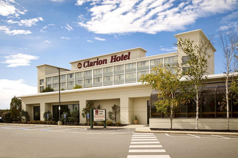Clarion Hotel Portland Airport ME photo 26