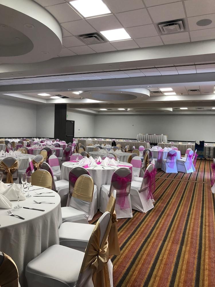 Best Western Premier Denver East photo 49