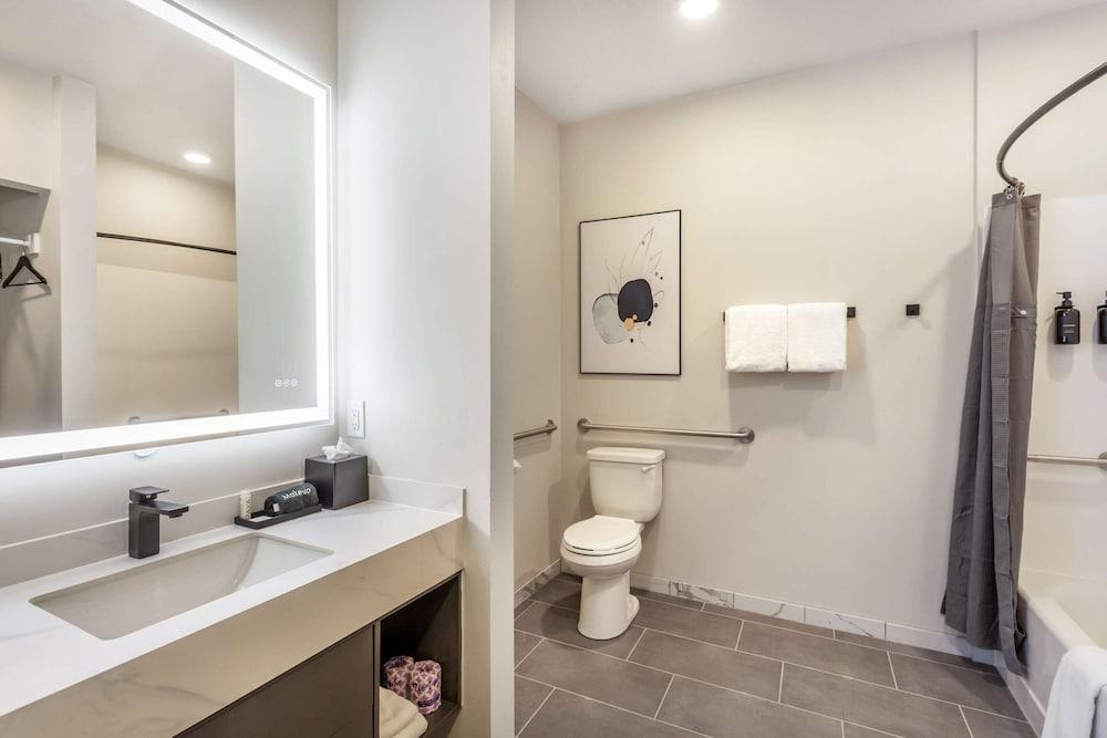 The Valor, an Ascend Collection Hotel photo 26