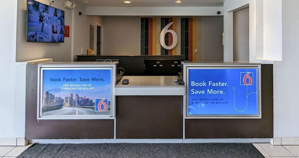 Motel 6 Danvers, MA - Boston North photo 16
