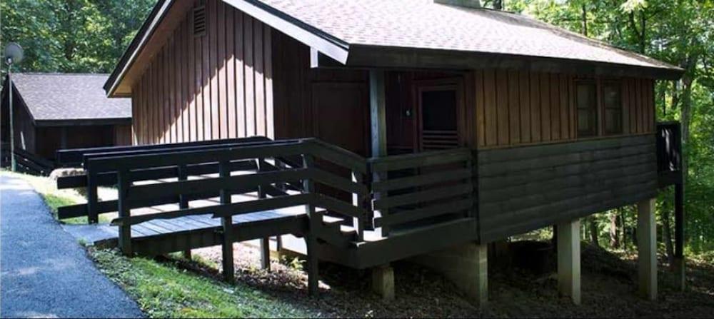 Giant City Lodge photo 3