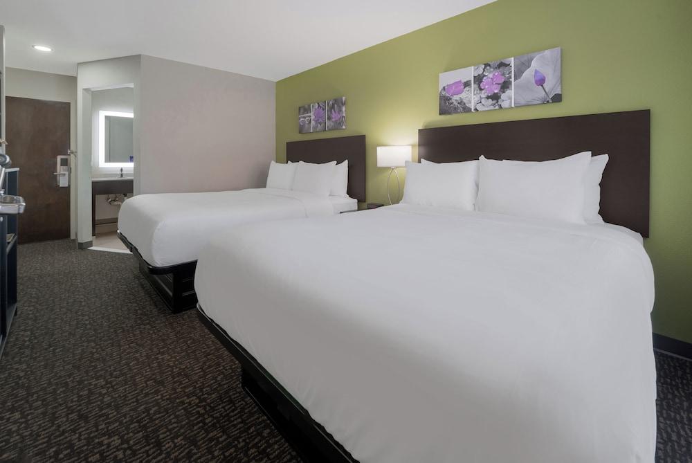 Sleep Inn Madison photo 8