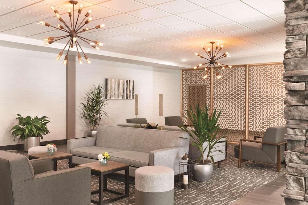 Radisson Hotel Oklahoma City Airport photo 3