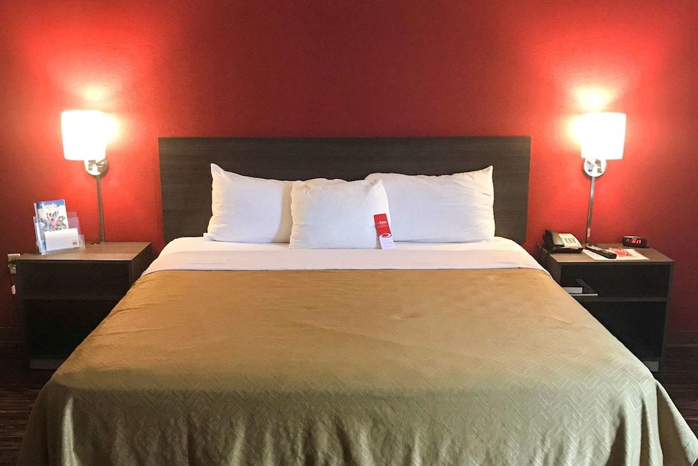 Econo Lodge Mifflintown photo 15