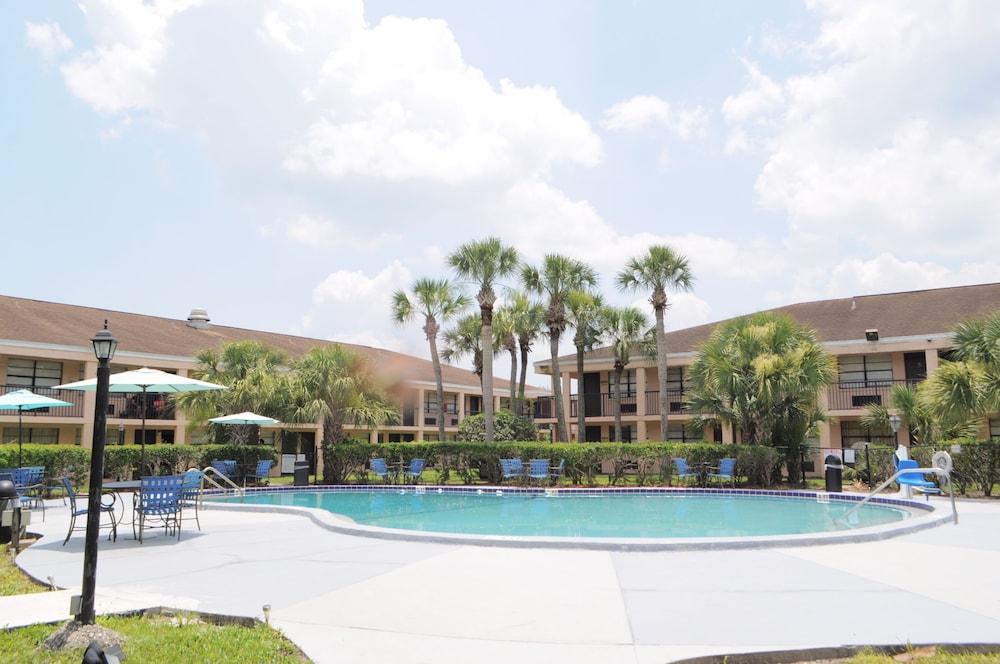 Apm Inn and Suite photo 3
