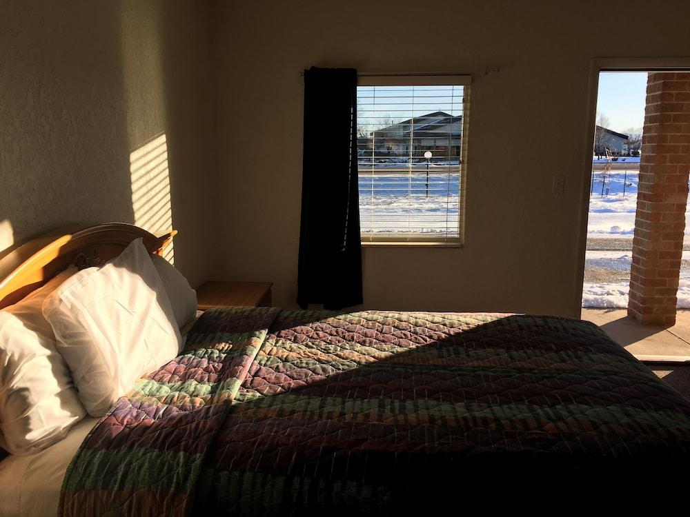 Circle S Lodge photo 35