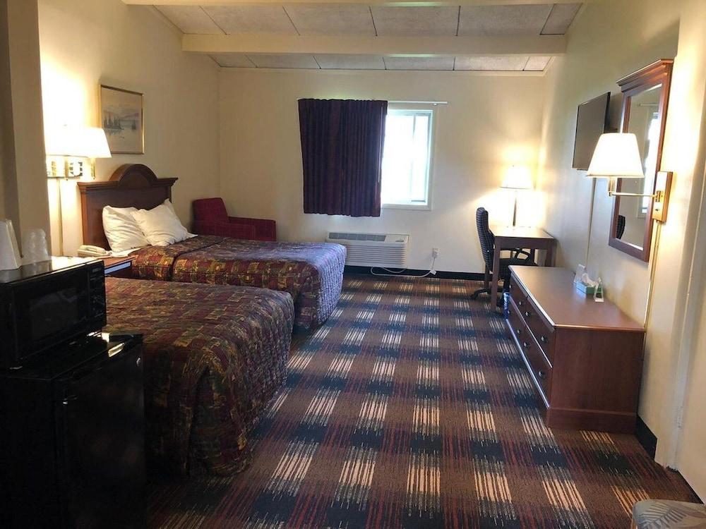 Red Carpet Inn North Syracuse photo 6