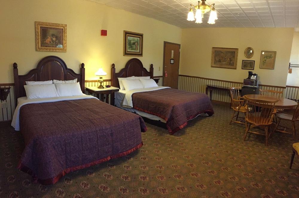 Hotel Millersburg photo 22