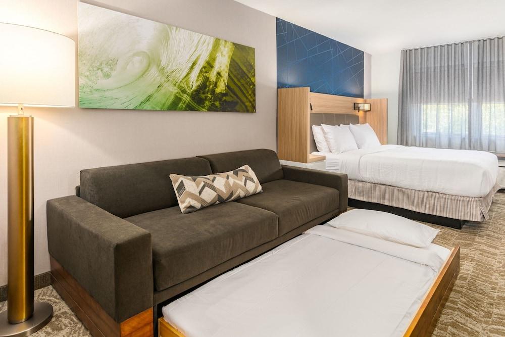 SpringHill Suites by Marriott Freeport Brunswick photo 44