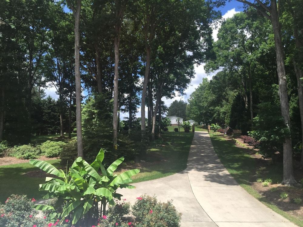 The Lakeside Resort photo 52