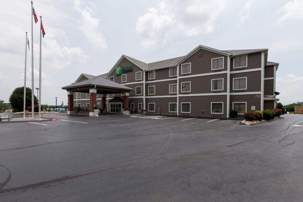 Holiday Inn Express Dandridge by IHG photo 20