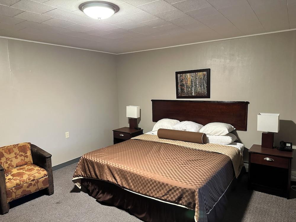Cedar Hill Lodge photo 3