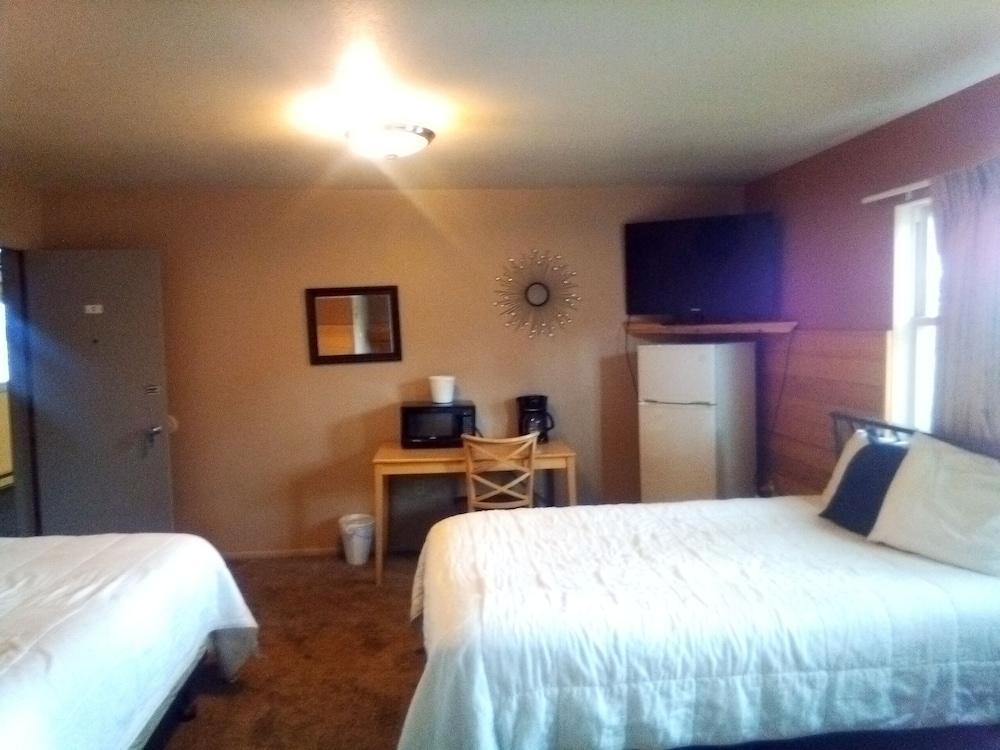 Two Rivers Inn West photo 36