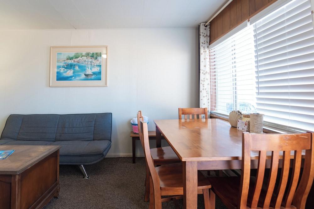 Terimore Bayfront Inn photo 29