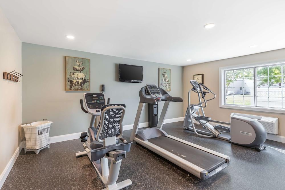 Best Western Plus University Park Inn & Suites photo 16