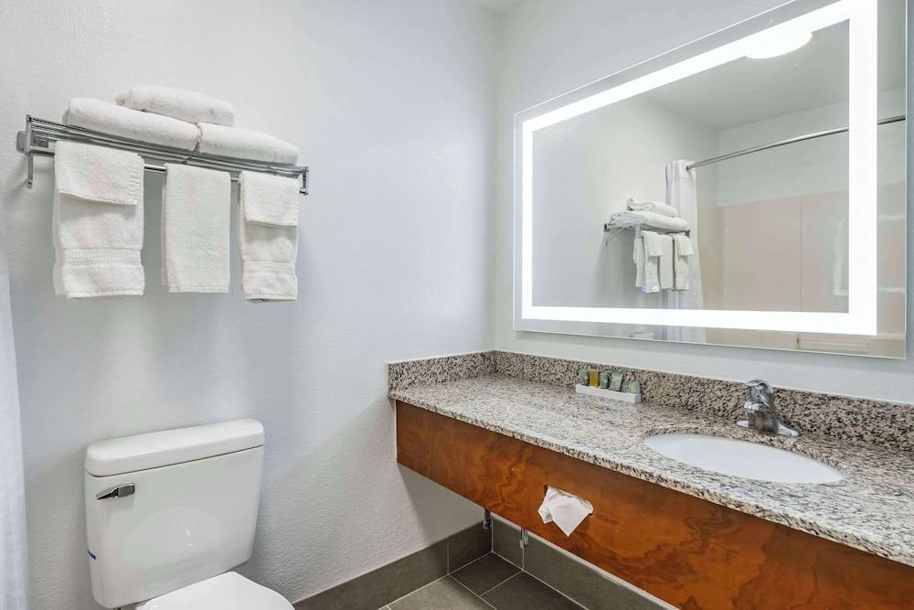 Country Inn & Suites by Radisson, Pickerington, OH photo 20