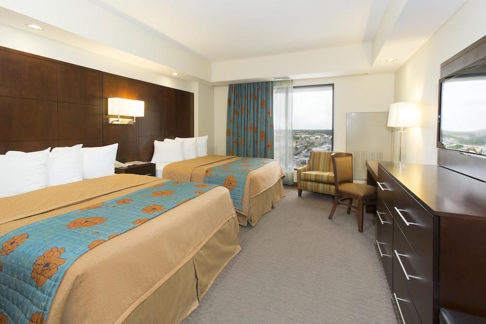 Ramada Plaza Resort & Suites by Wyndham Orlando Intl Drive photo 17