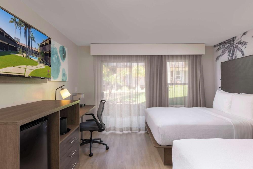 Best Western Plus Pepper Tree Inn photo 19
