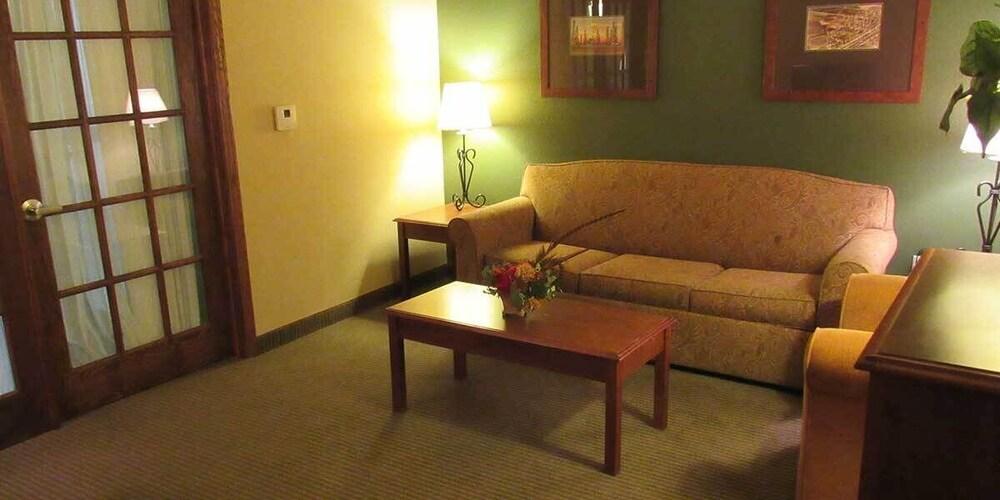 Borger Ambassador Inn photo 2