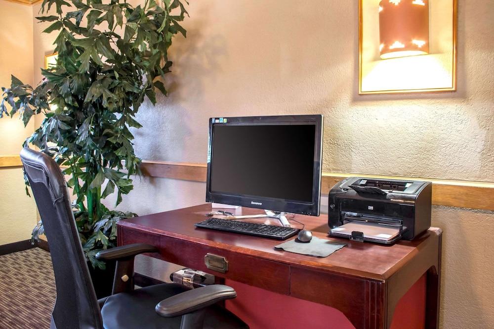 Quality Inn Wickenburg photo 21