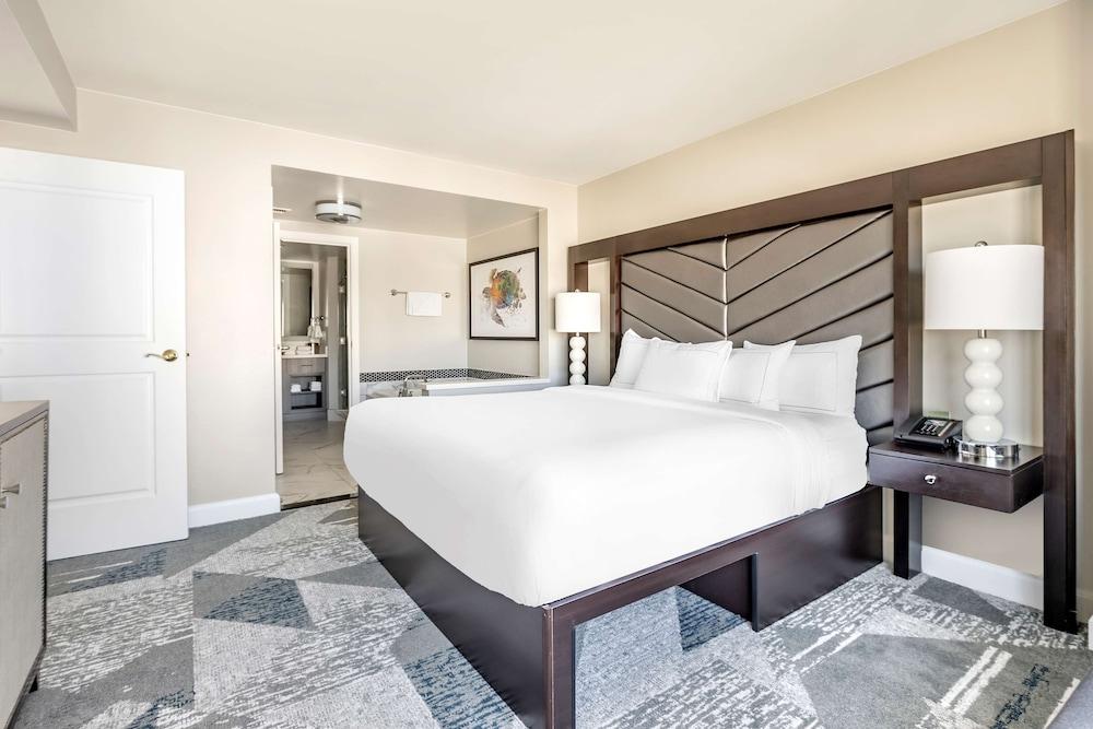 Hilton Grand Vacations Club on the Las Vegas Strip photo 13