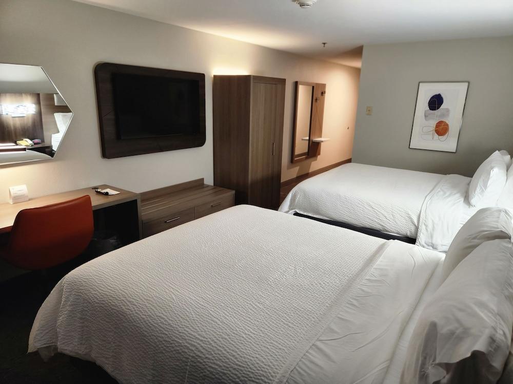 Holiday Inn Express & Suites Perry by IHG photo 7