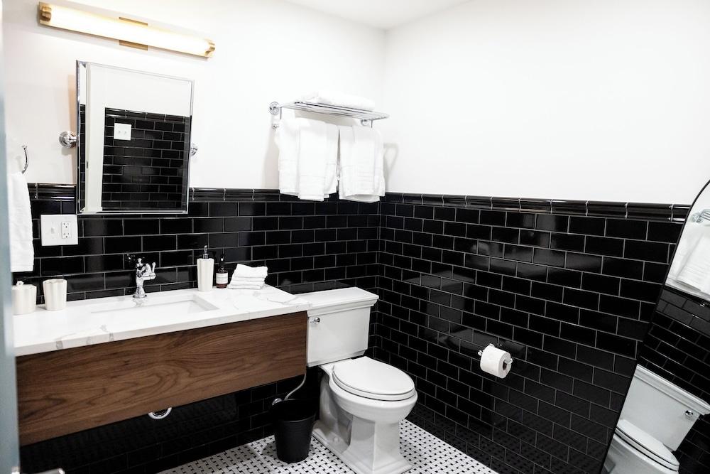 The Gas Lamp Hotel photo 11