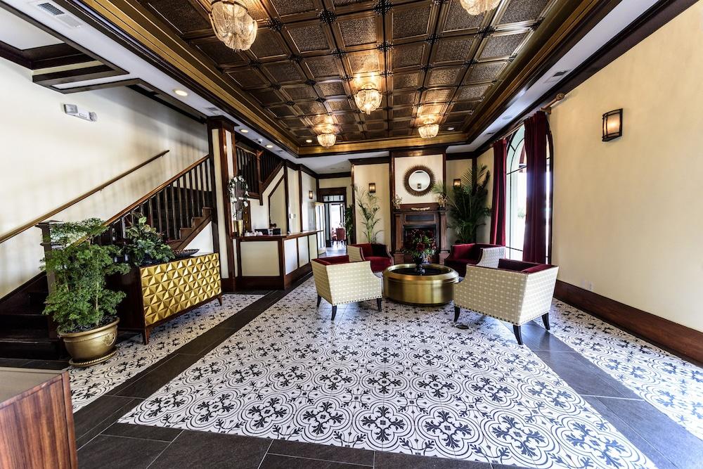 Hotel DeFuniak photo 2