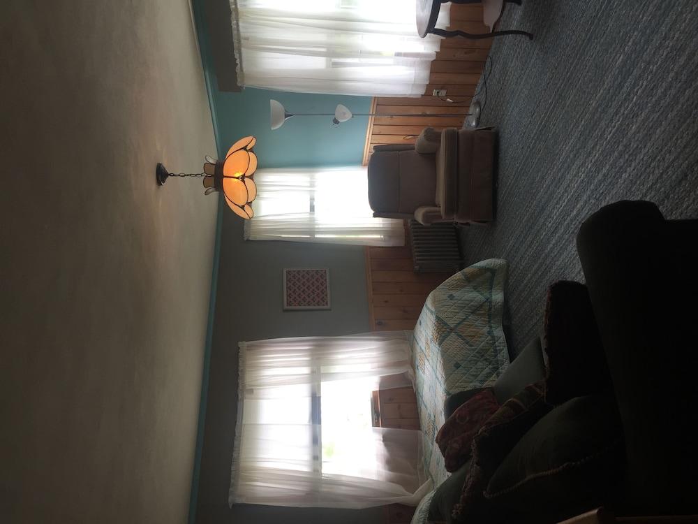 The Wheelhouse Inn photo 4