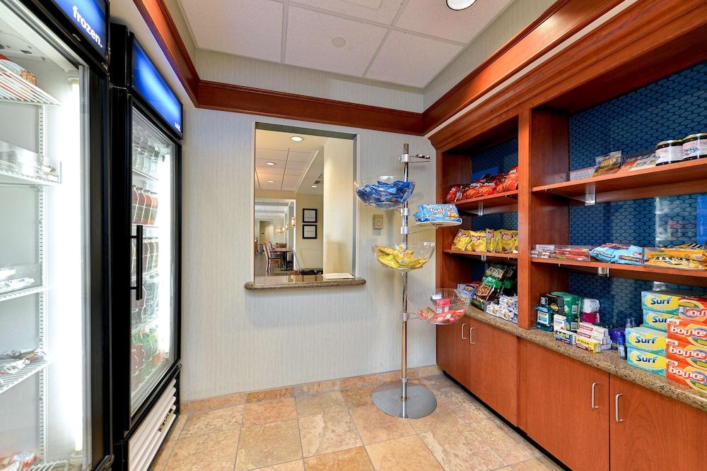 Hampton Inn Ellsworth/Bar Harbor photo 9
