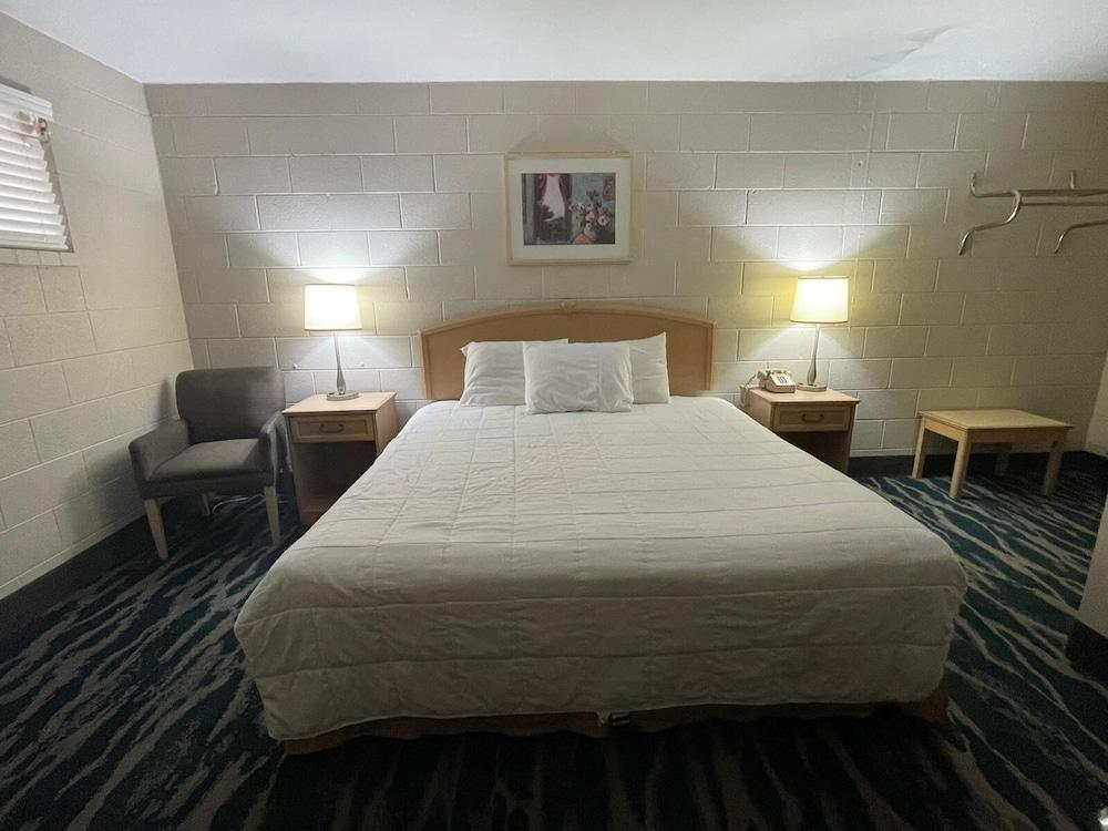 Rotan Inn photo 8