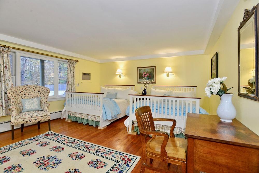 Wilburton Inn photo 36
