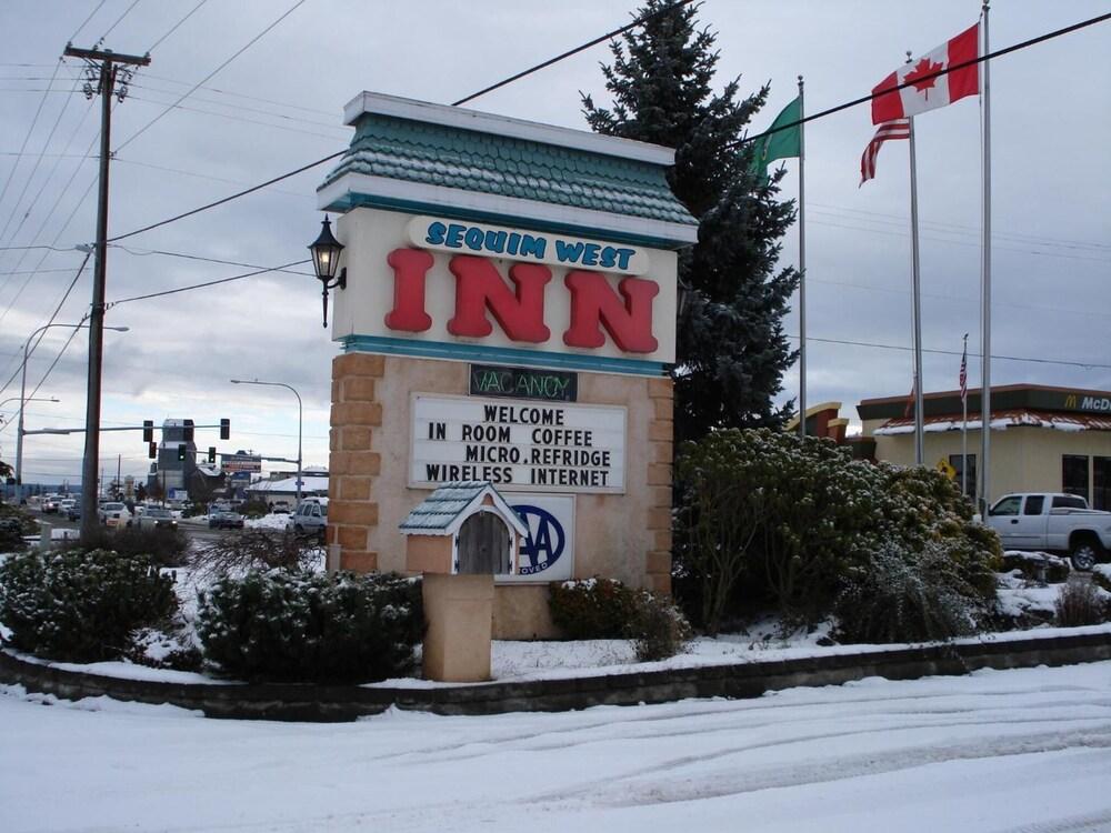 Sequim West Inn photo 34