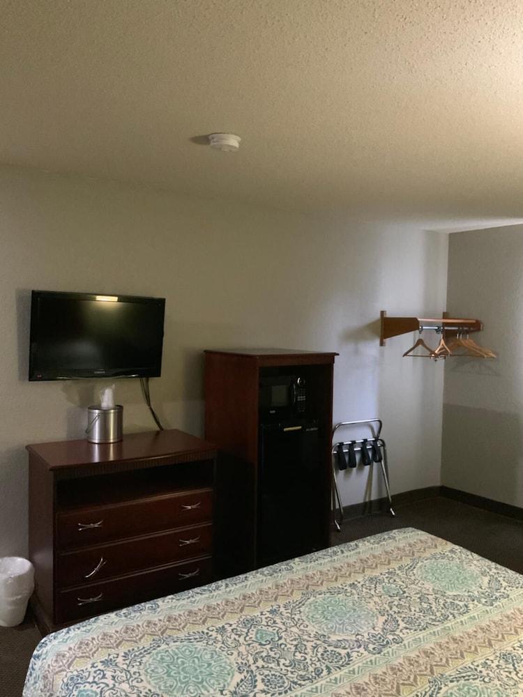 Coldwater Motel photo 7
