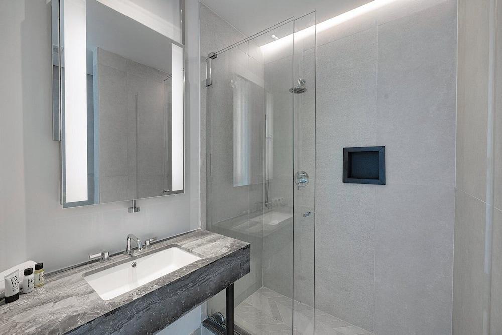 Nova Hotel Brooklyn photo 33