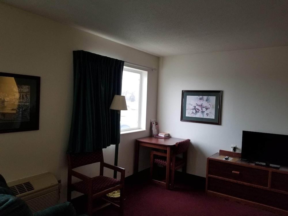 Bilmar Inn & Suites by Hotel O Hwy 77 photo 11