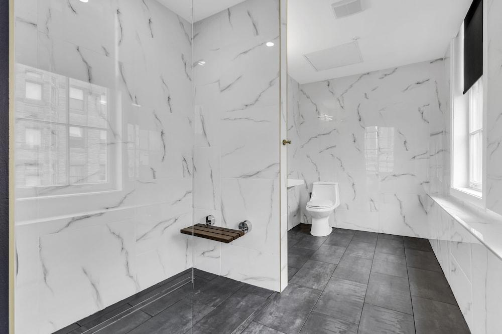 ONE South Boutique Hotel & Venue photo 4