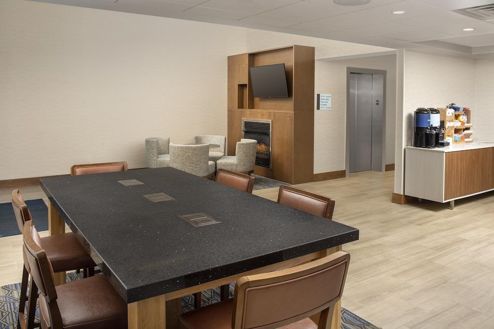 Holiday Inn Express & Suites Annapolis by IHG photo 18