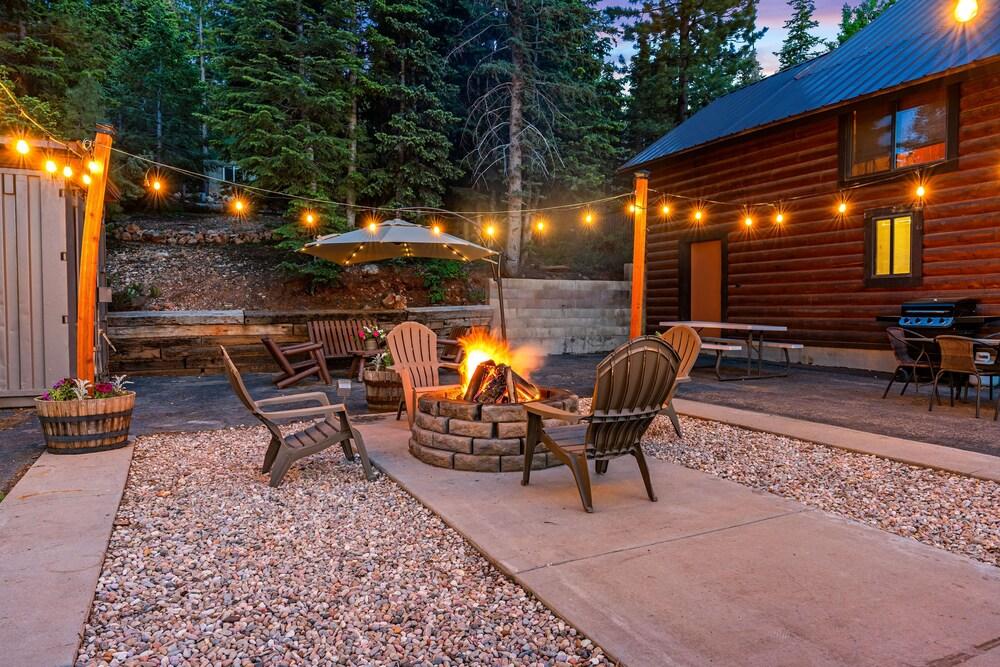 Duck Creek Village Inn photo 60