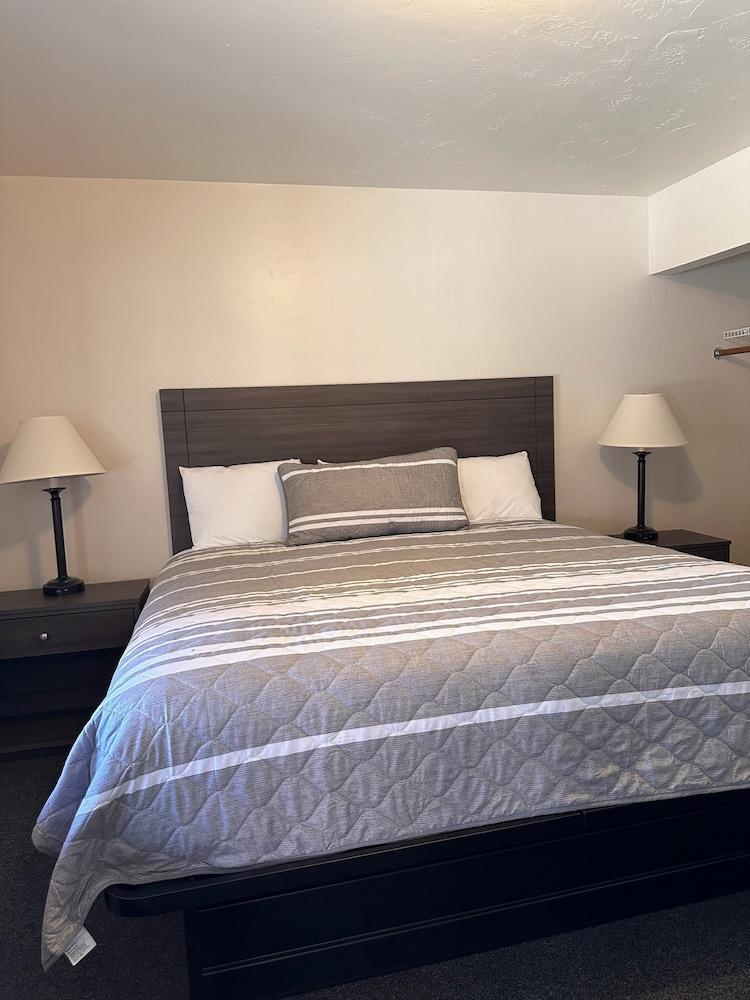 Lee Vining Motel photo 5