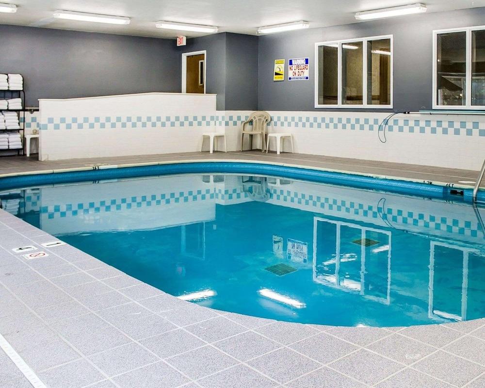 Quality Inn & Suites Sturgeon Bay photo 3