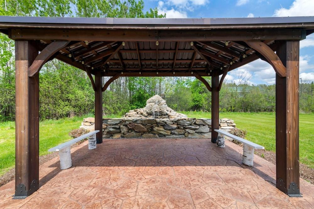 Black Bear Inn, an Ascend Collection Hotel photo 44