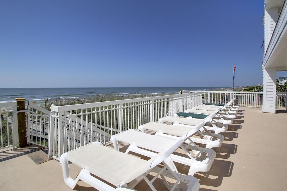 Seaside Inn Oceanfront photo 38