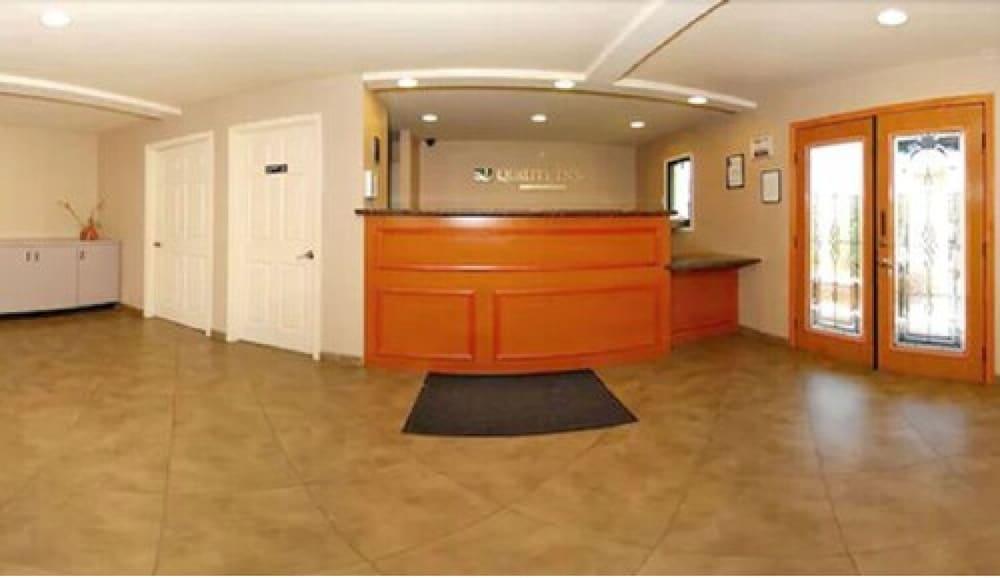Quality Inn San Bernardino - Loma Linda photo 2