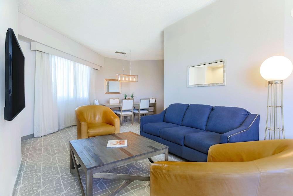 Hilton Richardson Dallas photo 20